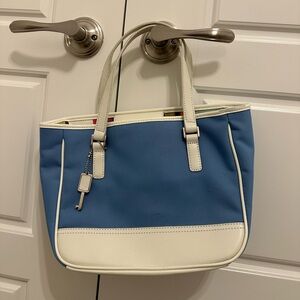 Vintage Fossil Blue Canvas & White Leather Tote Bag 🤍🤍🤍